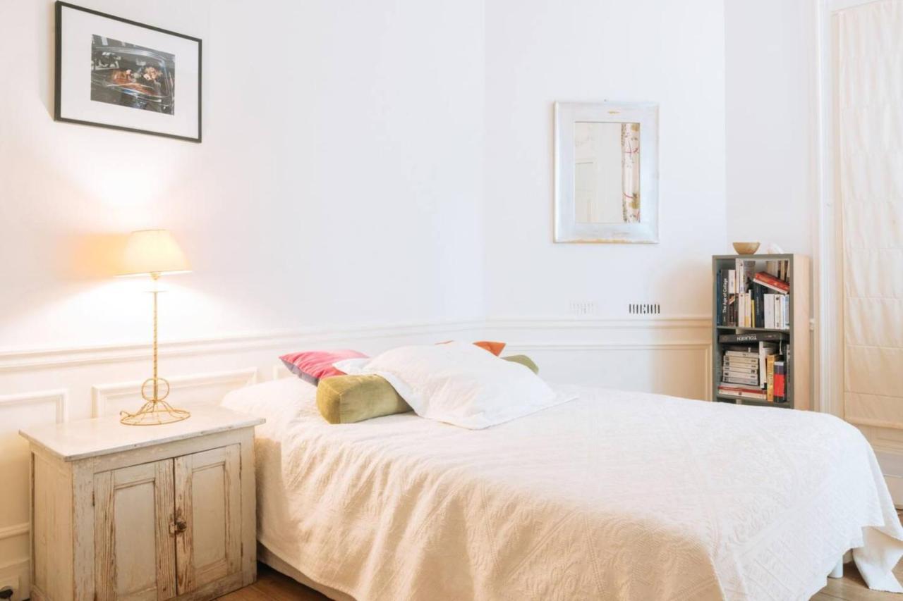 Apartment Luxurious 4 Bedroom Next To The Eiffel Tower