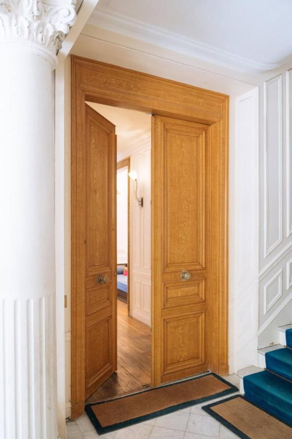 Apartment Luxurious 4 Bedroom Next To The Eiffel Tower