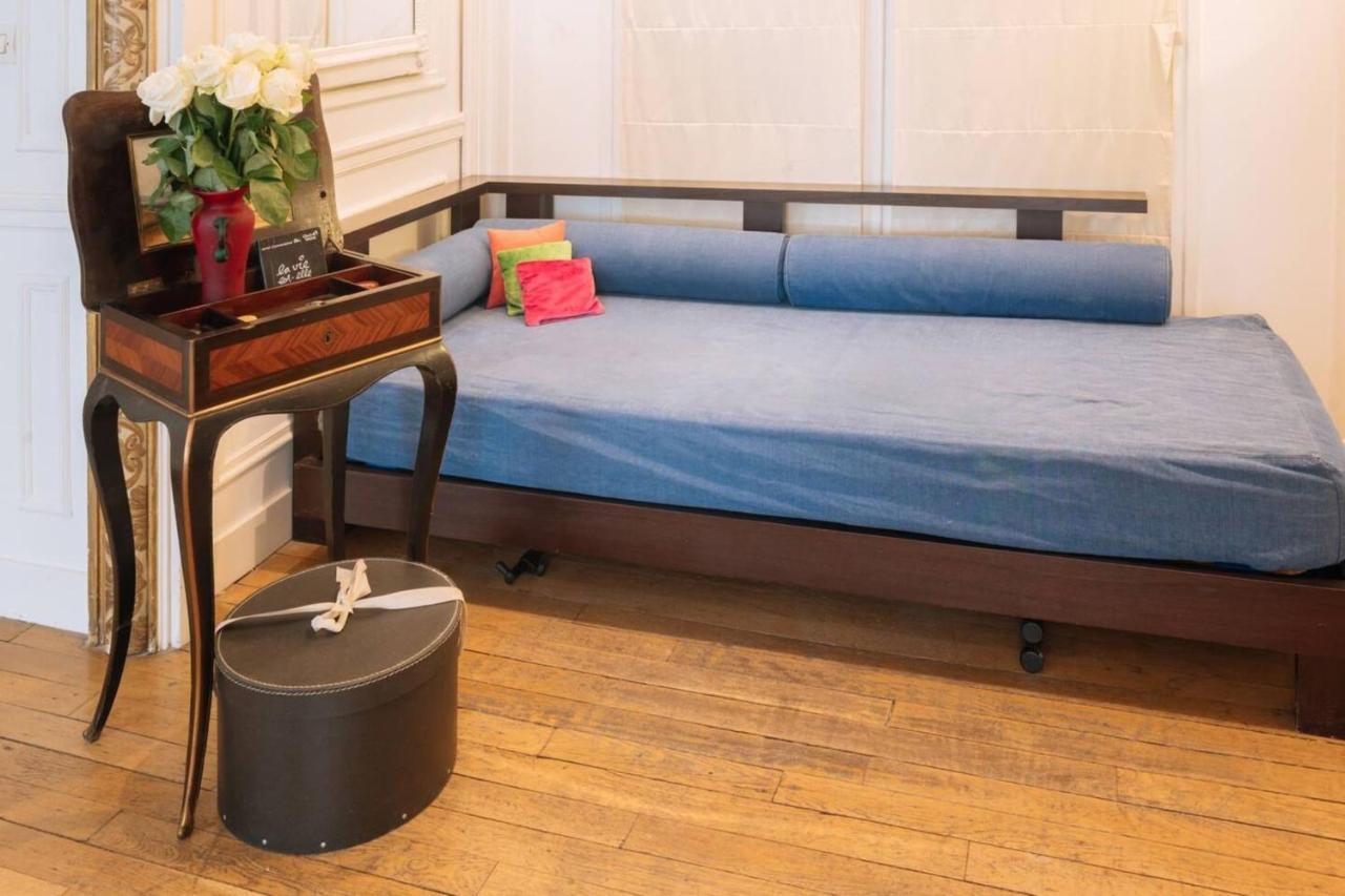 Apartment Luxurious 4 Bedroom Next To The Eiffel Tower
