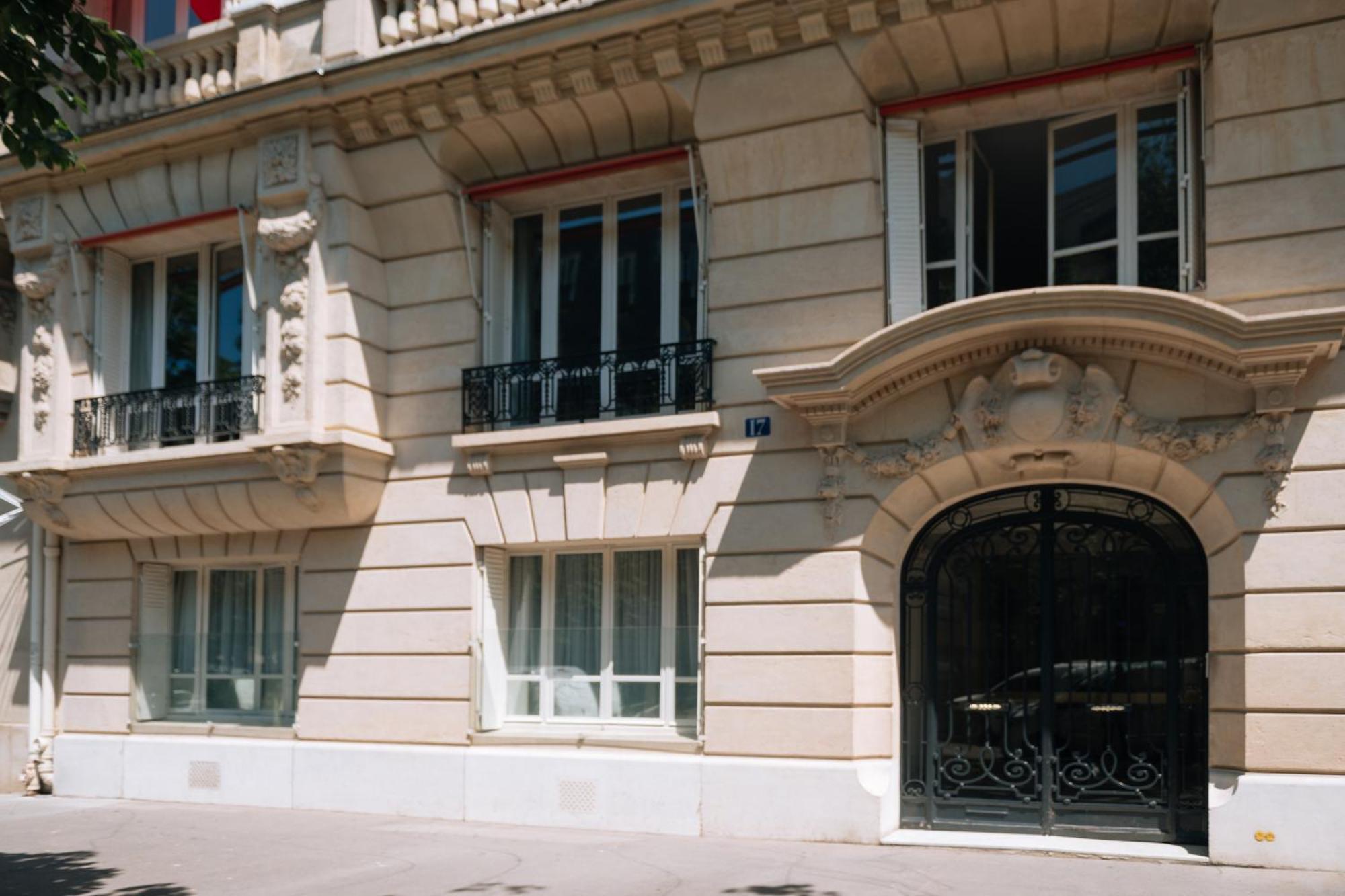 Apartment Luxurious 4 Bedroom Next To The Eiffel Tower *